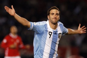 kaiyun登录入口TheShy重要时刻夺冠，老鹰带队取胜！上演精彩一战