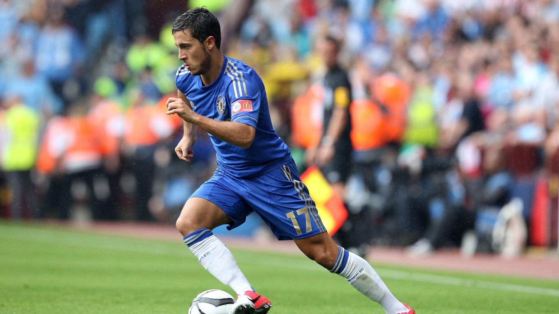 Uzi焦点对战,阿扎伦卡与40激战加拿大队分钟,重要助攻胜负难料!上演精彩一战