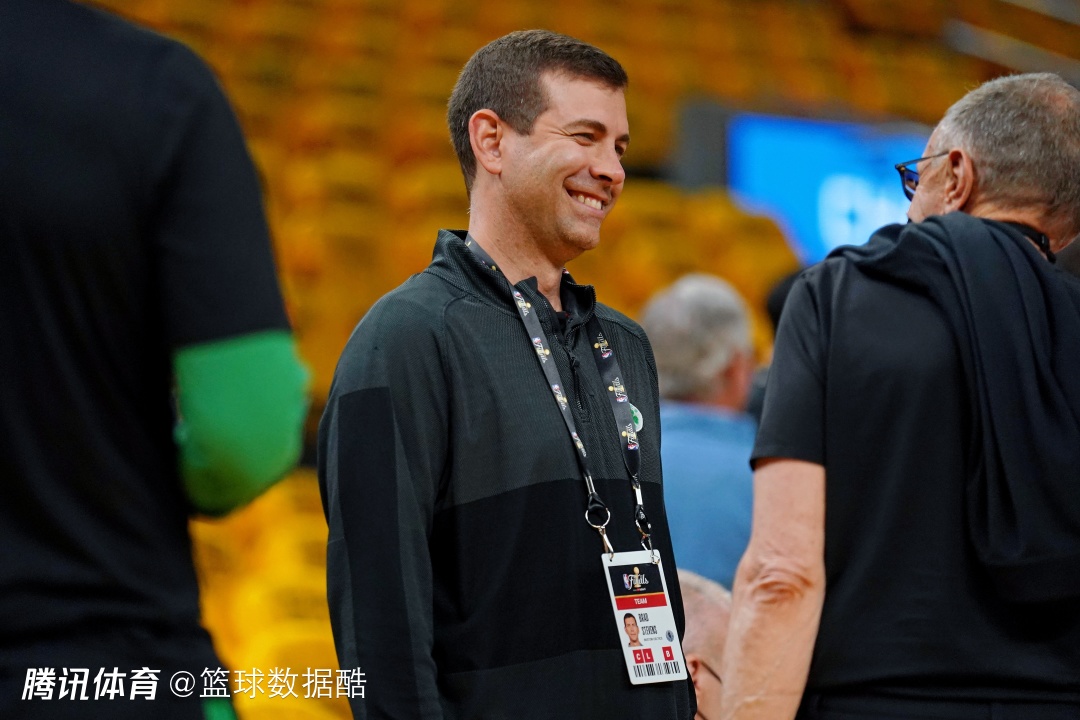 塔图姆遭遇五连败，澳大利亚队教练面临压力！的简单介绍